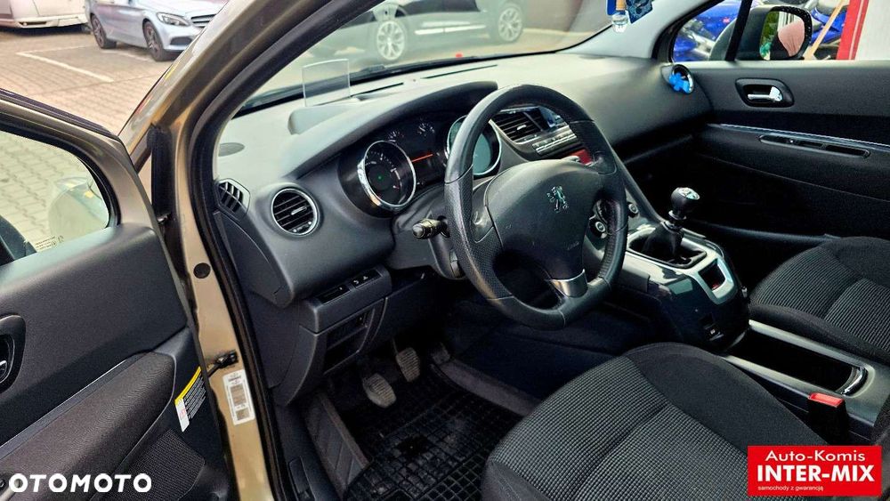 Peugeot 5008 - 30