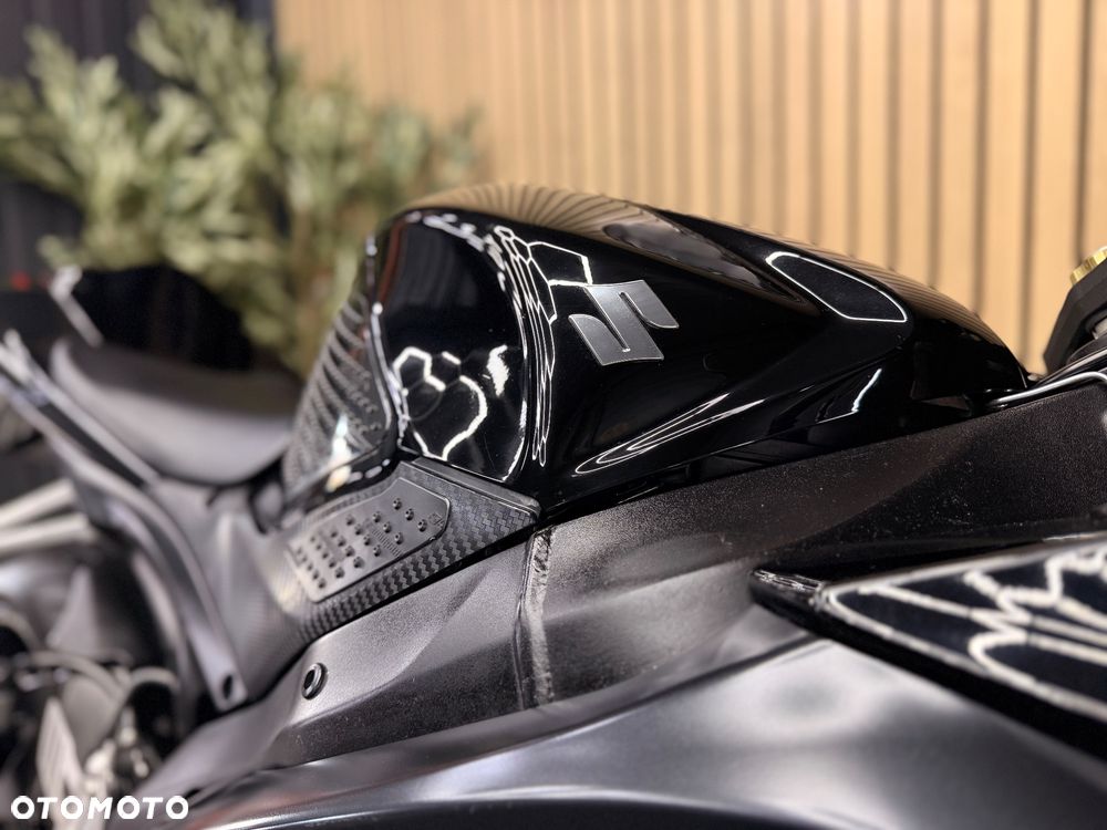 Suzuki GSX-R - 12