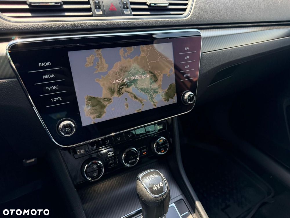 Skoda Superb 2.0 TSI 4x4 Sportline DSG - 14