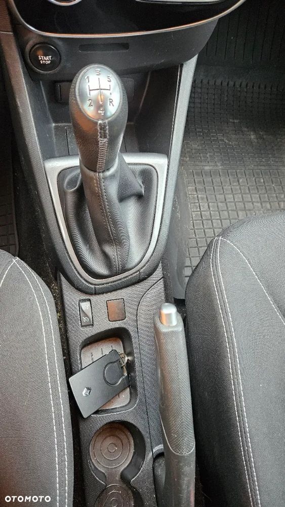Renault Clio 0.9 TCe Limited - 22