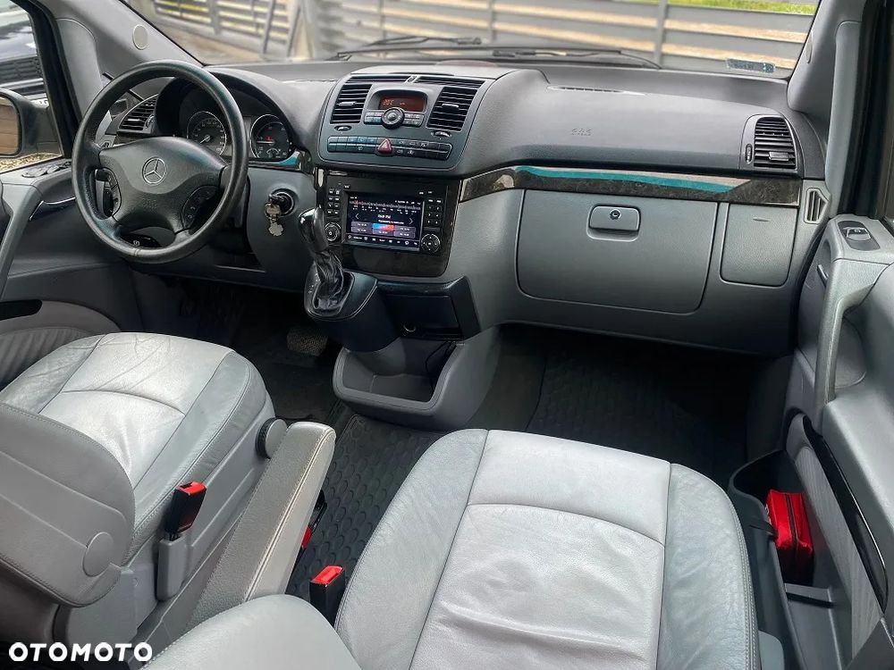 Mercedes-Benz Viano - 7
