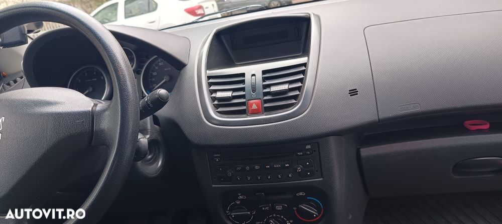 Peugeot 206 1.1 E Urban - 11