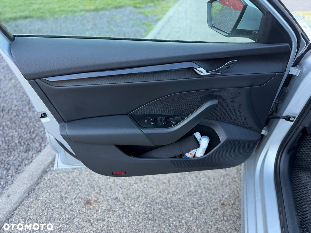 Skoda Octavia 2.0 TDI DSG Ambition - 17
