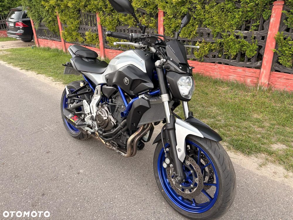 Yamaha MT - 4