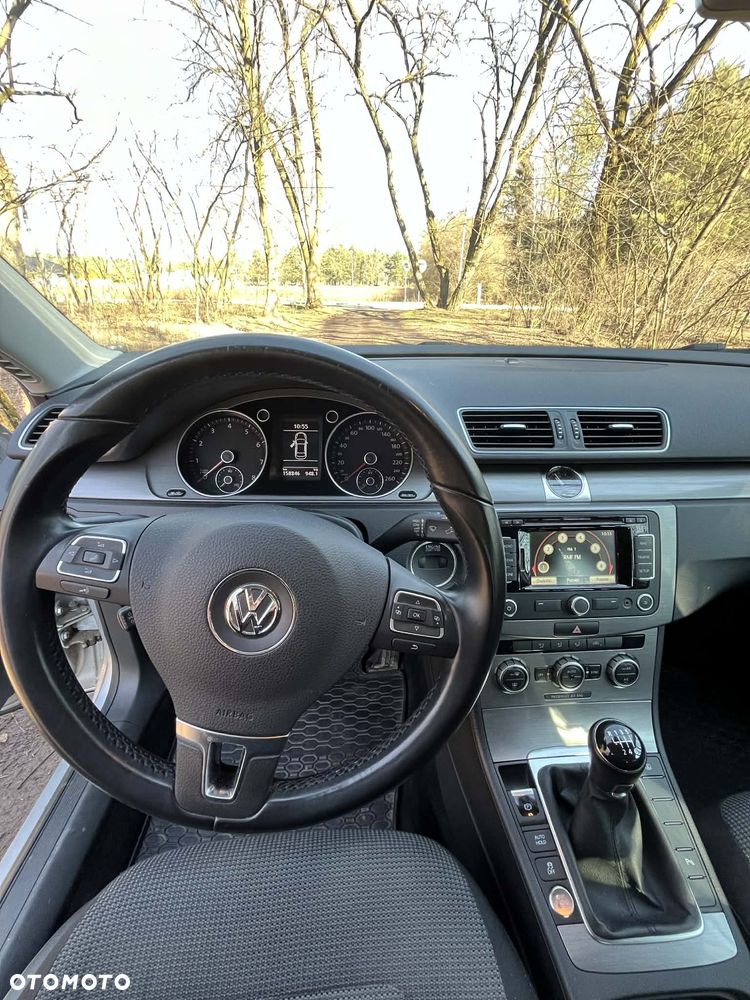 Volkswagen Passat 1.4 TSI BMT Comfortline - 8
