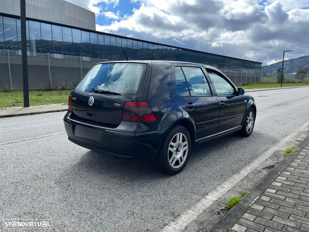 VW Golf - 6