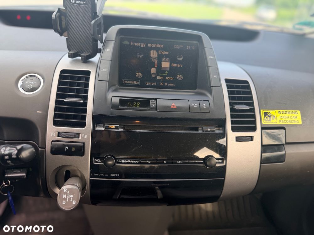 Toyota Prius - 10