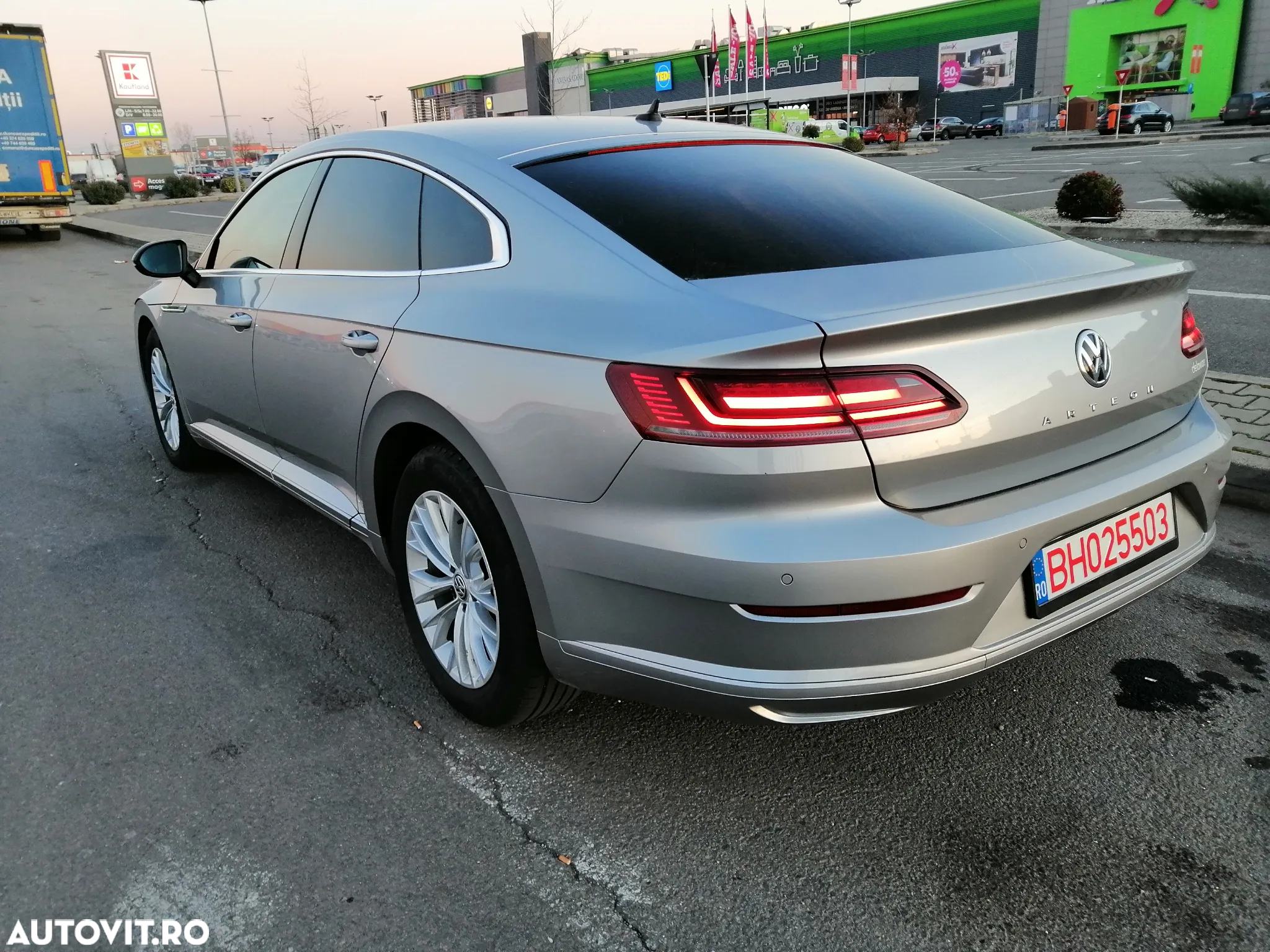 Volkswagen ARTEON - 4