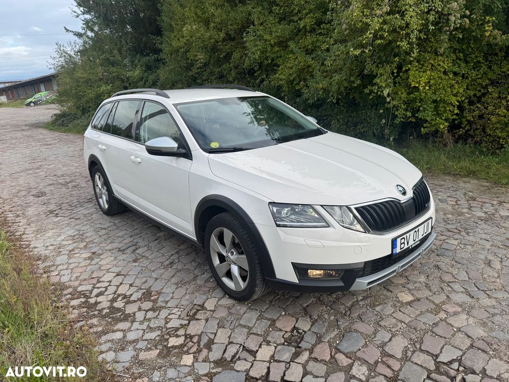 Skoda Octavia Combi Diesel 2.0 TDI 4X4 DSG Scout - 14