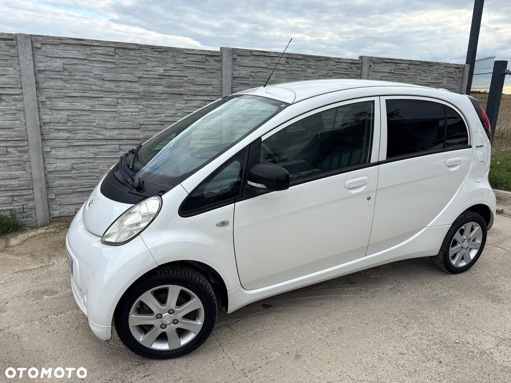Peugeot iOn Active - 30