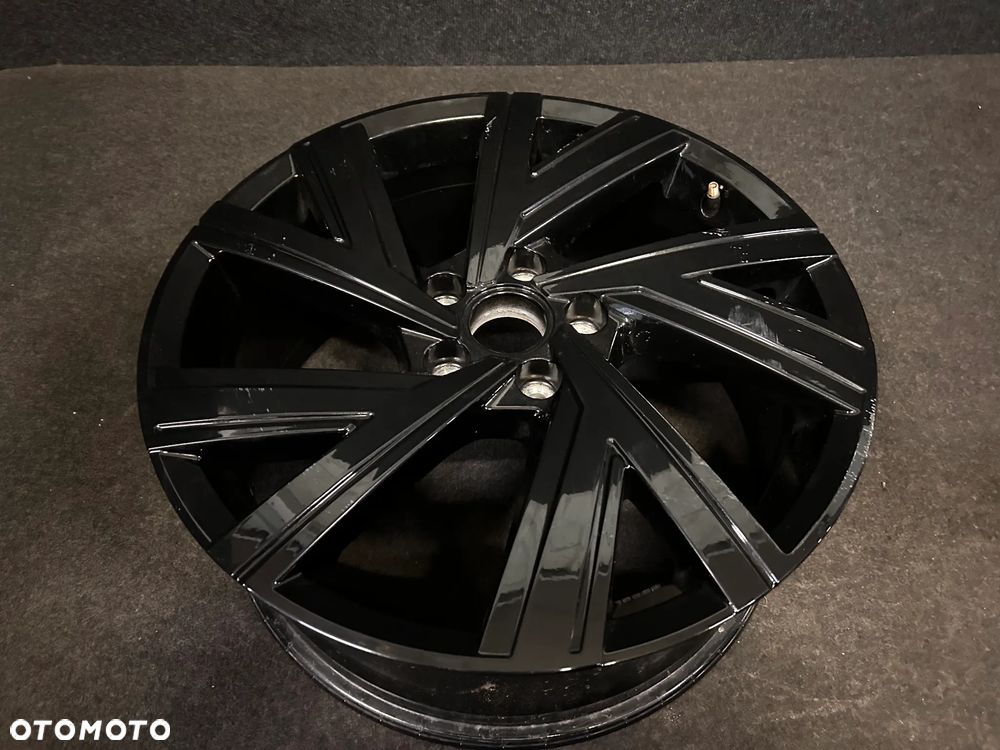 Alufelga VW Golf VIII GTI 18 cali 5x112 1szt. 5H0601025AE - 2