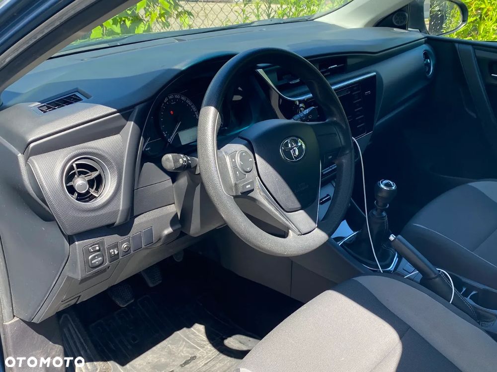 Toyota Auris 1.6 Active - 3