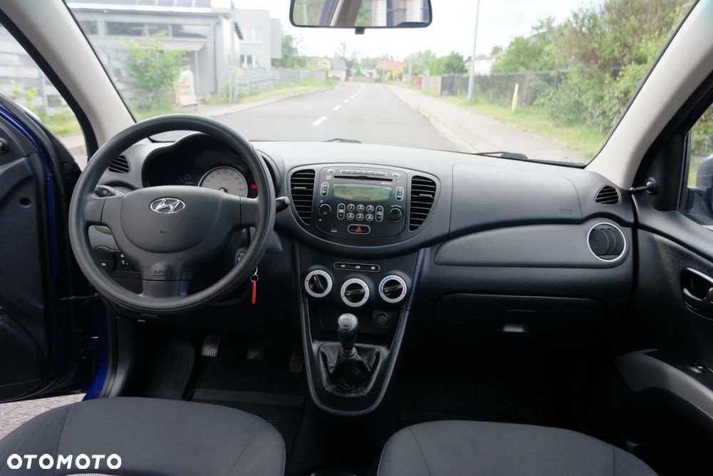 Hyundai i10 - 25