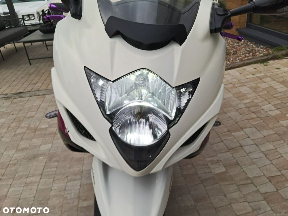 Suzuki GSX-F - Katana - 2