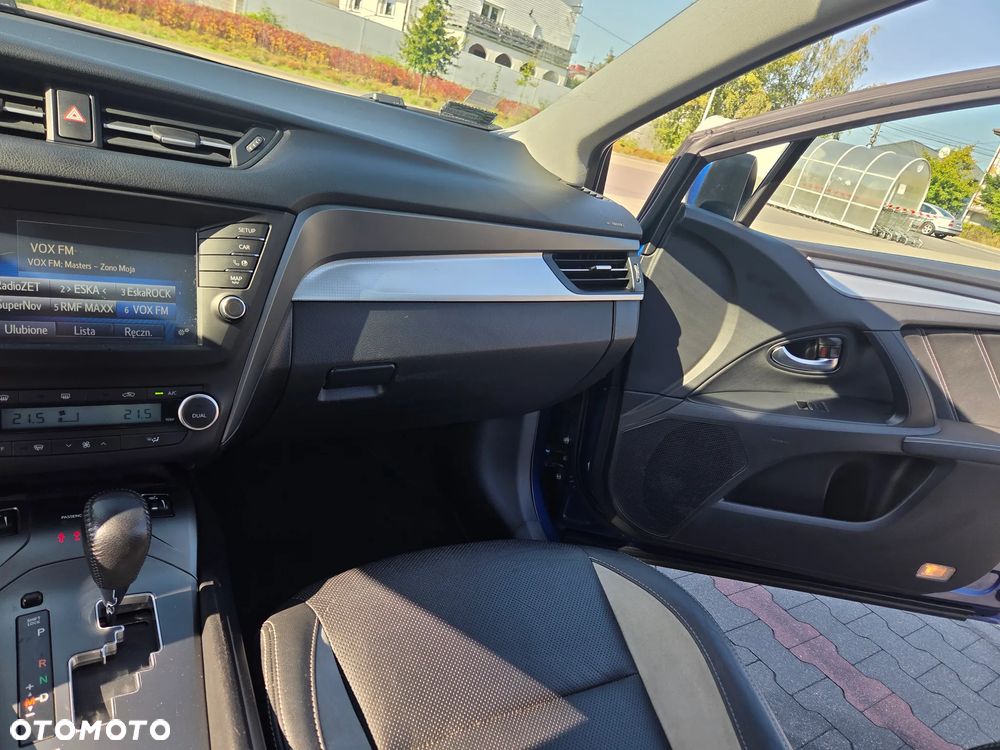 Toyota Avensis - 28