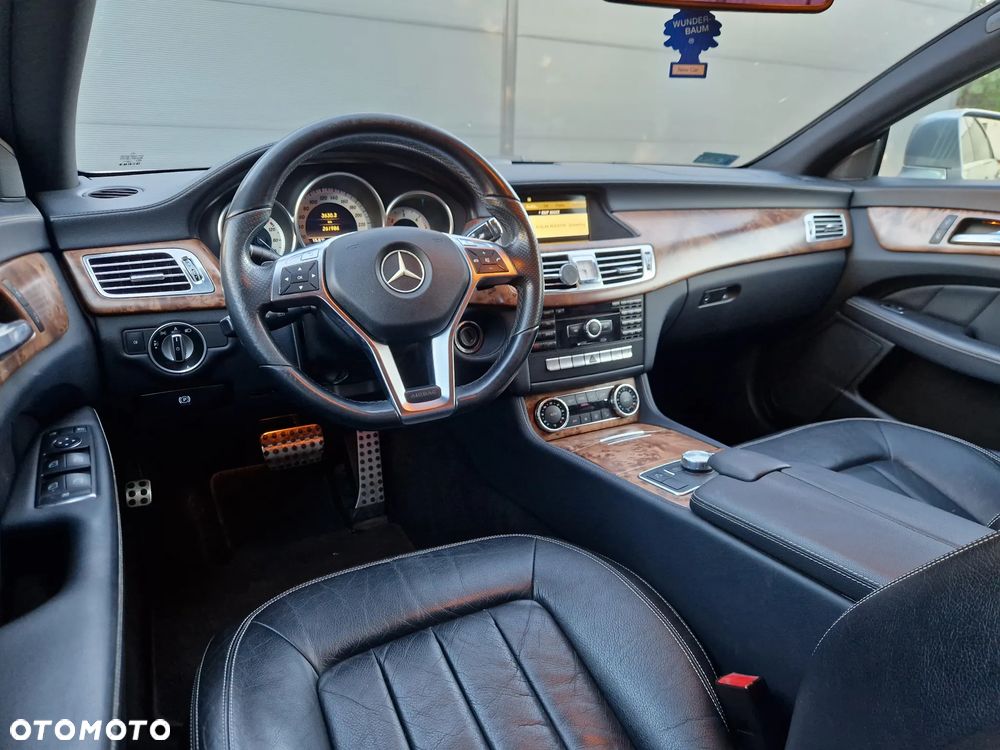 Mercedes-Benz CLS 350 CDI BlueEff - 9