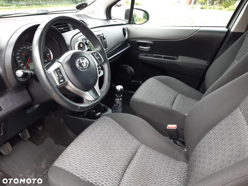 Toyota Yaris 1.33 VVT-i Comfort - 14
