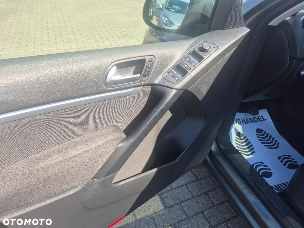 Volkswagen Tiguan 2.0 TDI BMT SCR Comfortline - 13