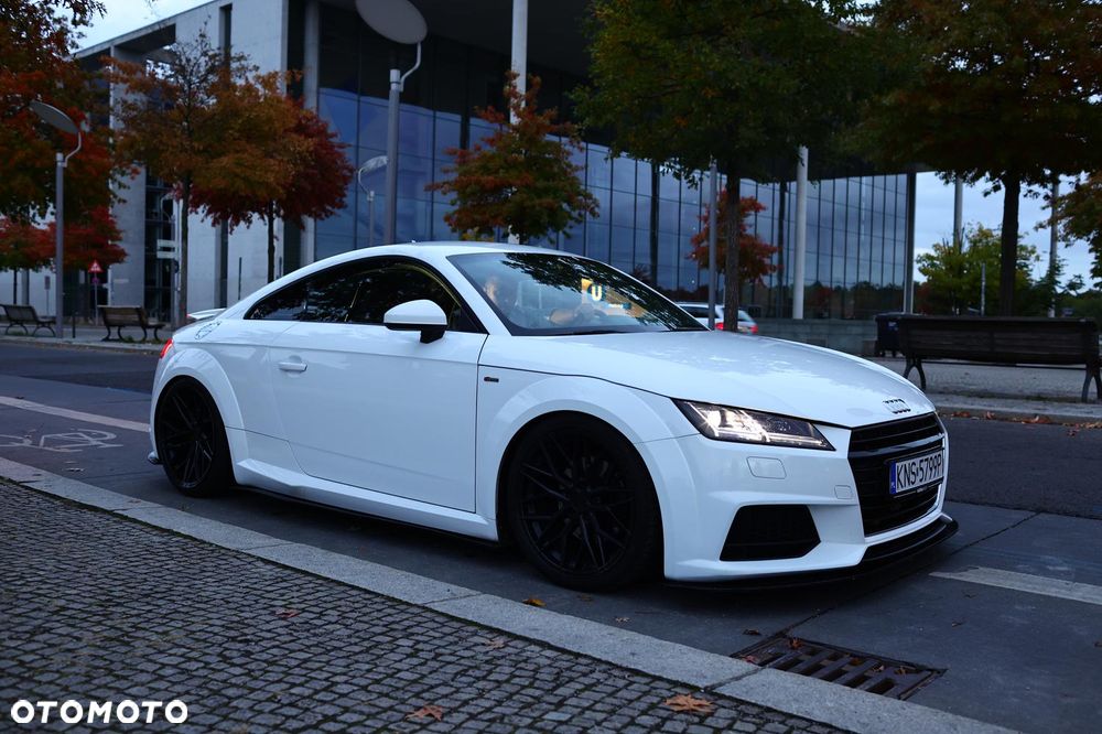 Audi TT Coupé - 15