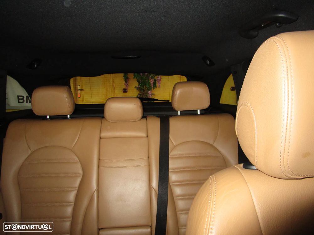 Mercedes-Benz C 350 e T 7G-TRONIC AMG Line - 46