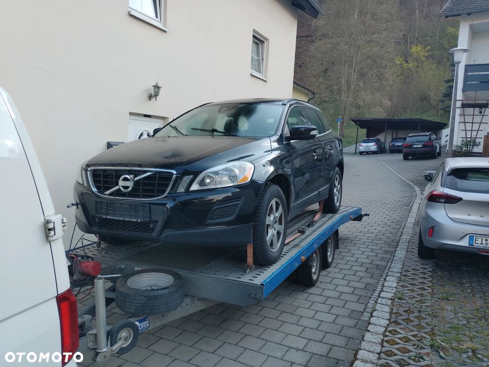 Volvo XC 60 D3 Momentum - 1