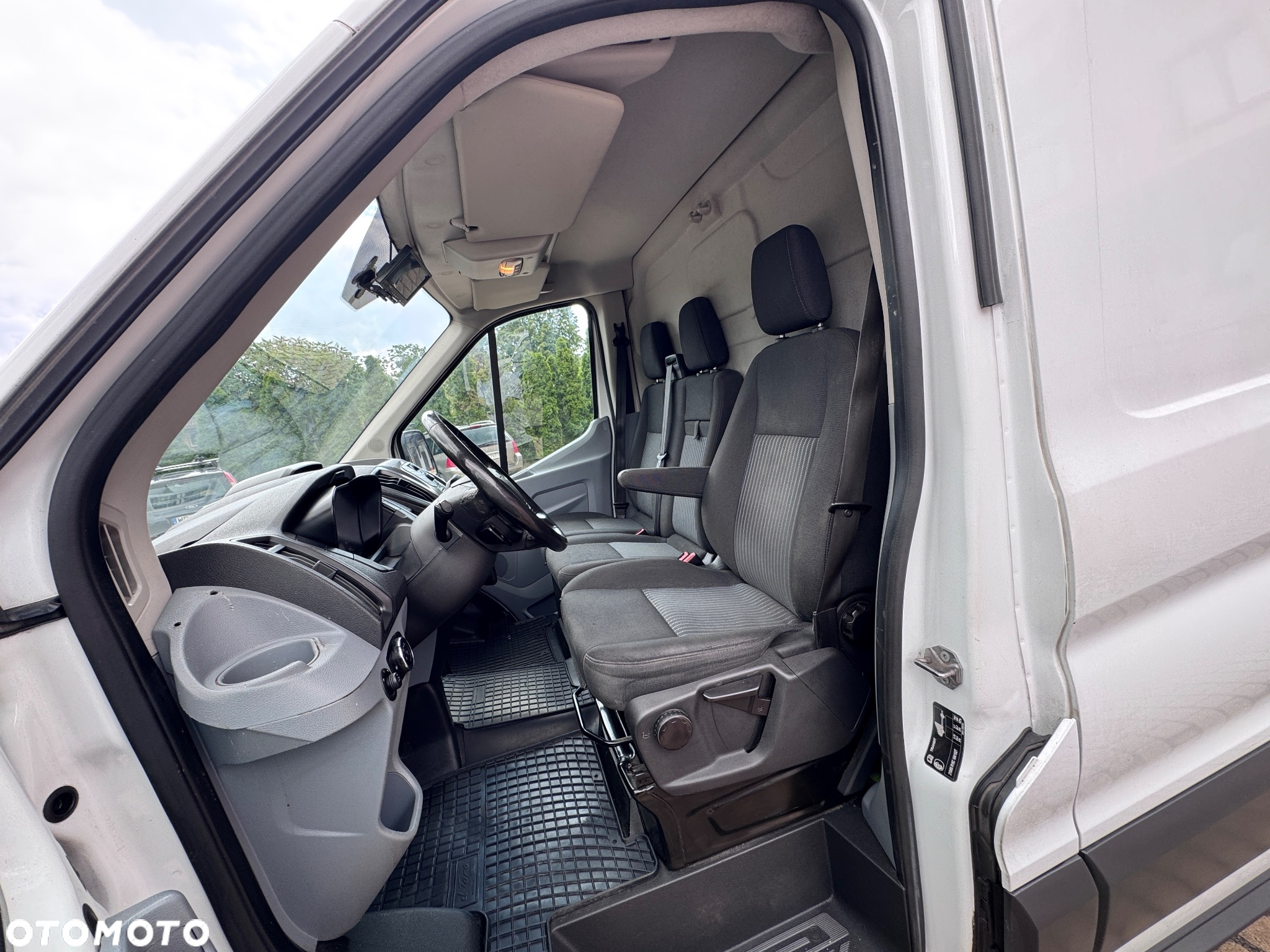 Ford Transit - 9