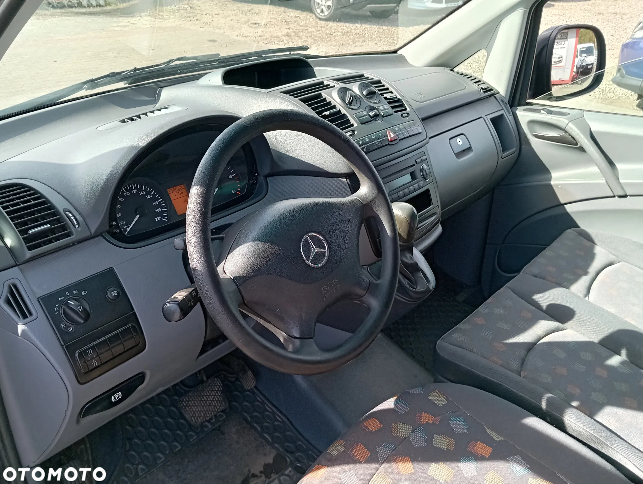 Mercedes-Benz Vito - 12