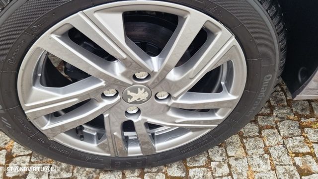Peugeot 208 PureTech 100 EAT8 Active Pack - 16
