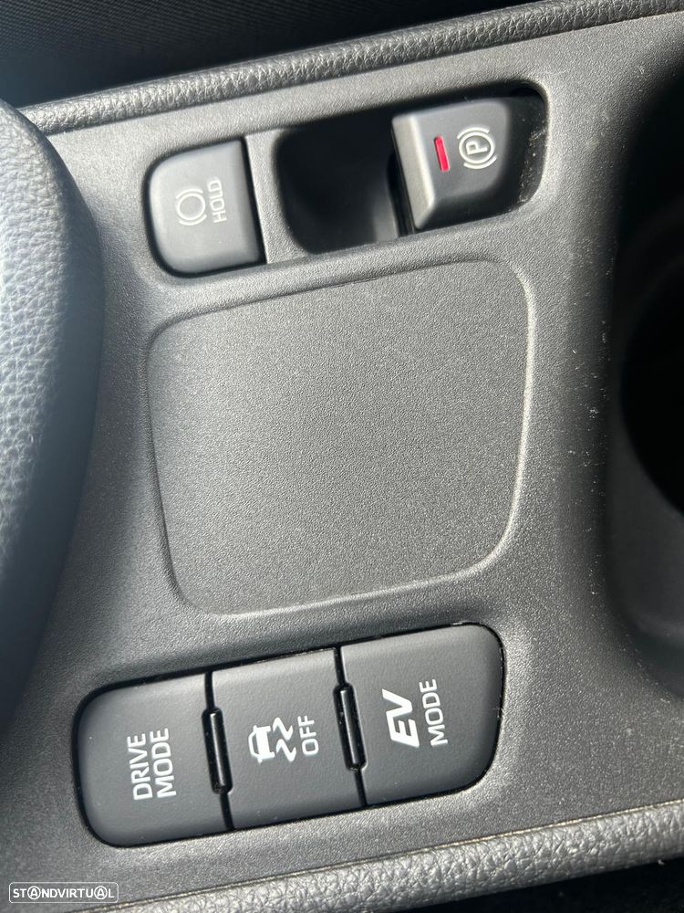 Toyota Yaris Cross 1.5 HDF Comfort Plus - 19