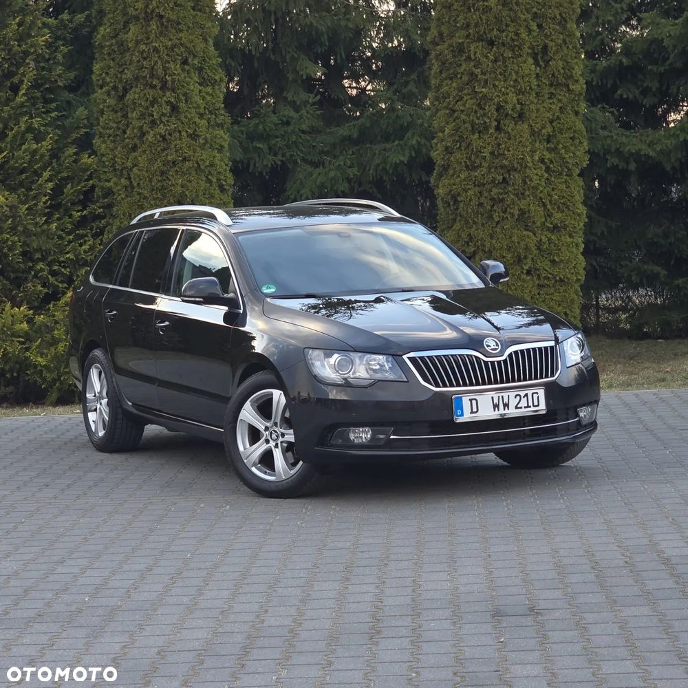 Skoda Superb 2.0 TDI DSG Comfort - 2