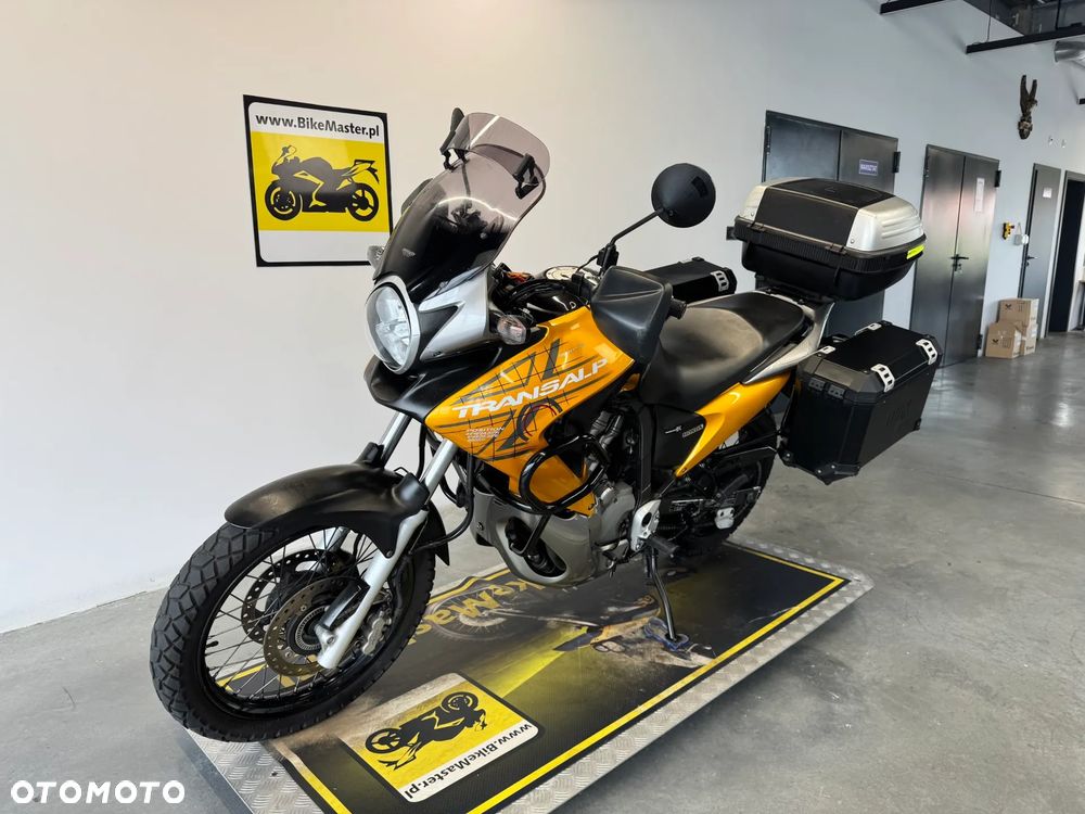 Honda XL - 4