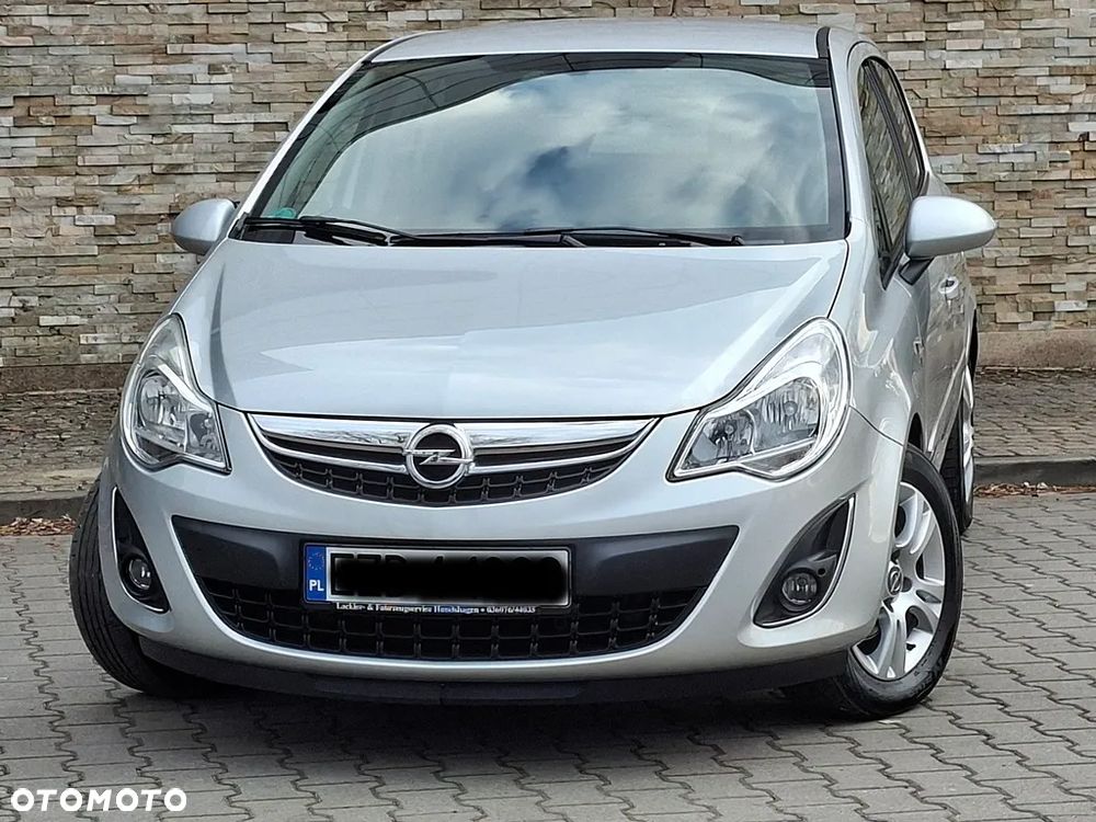 Opel Corsa 1.4 16V 150 Jahre - 14