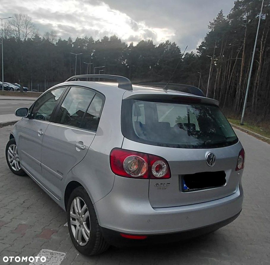 Volkswagen Golf 1.6 United - 2