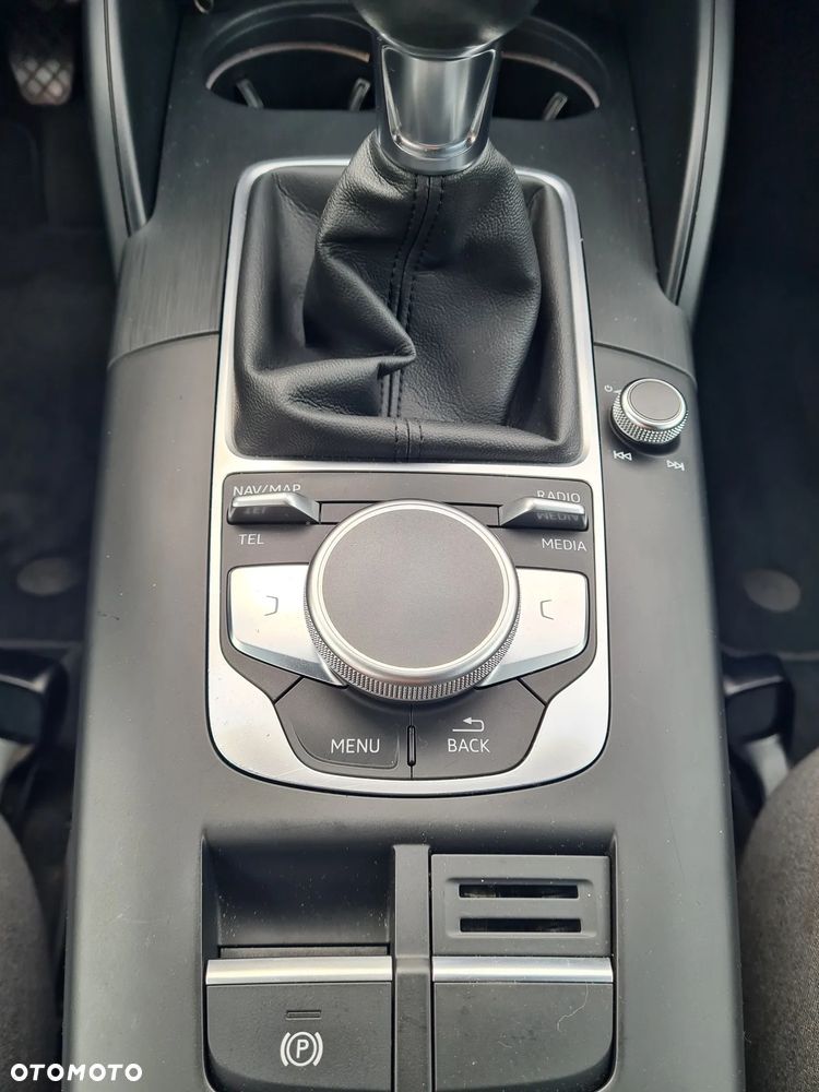 Audi A3 Sportback 1.4 TFSI cylinder on demand ultra Attraction - 17