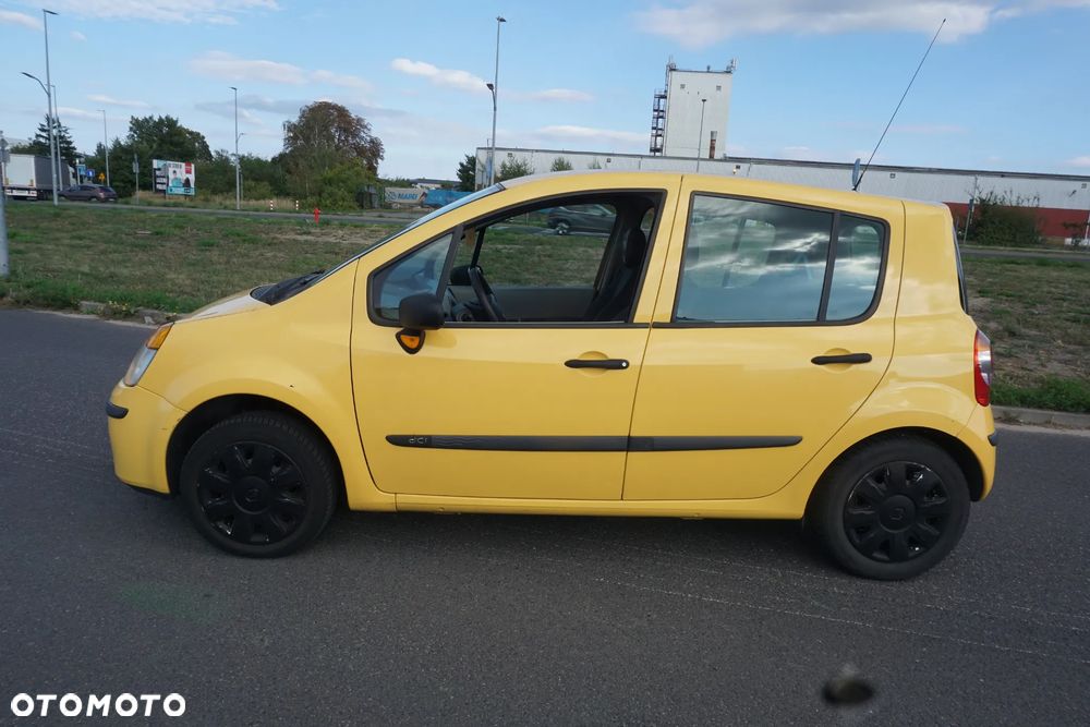 Renault Modus - 2
