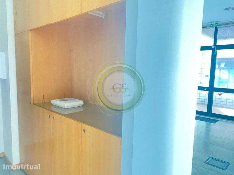 Arrenda-se Loja Comercial em Aver-o-Mar - Grande imagem: 4/8