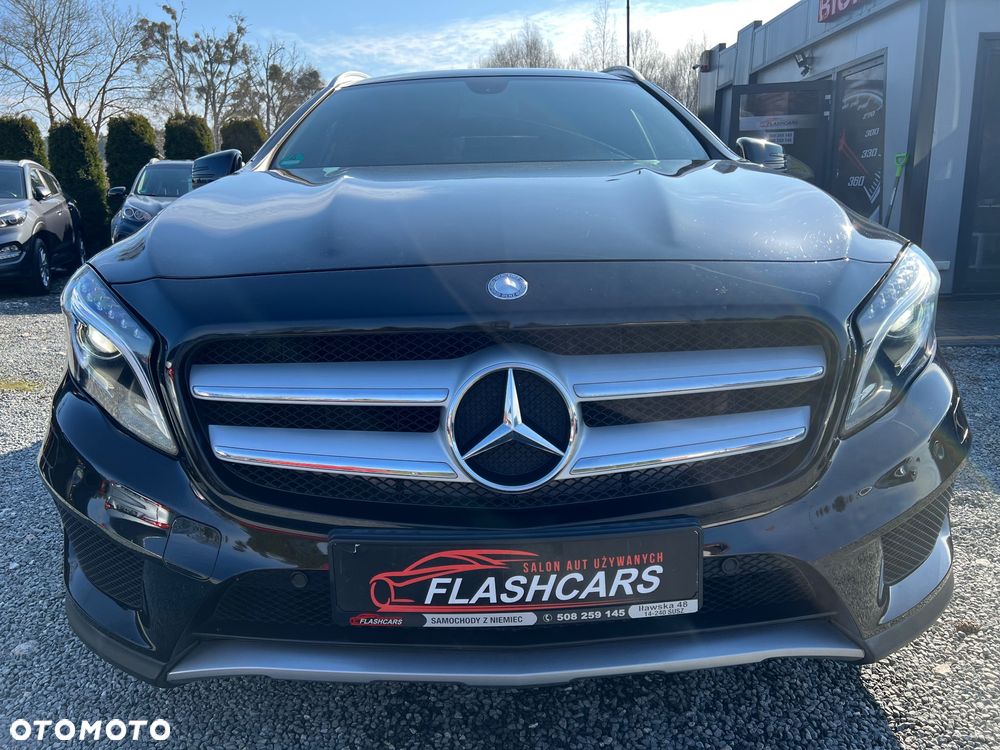 Mercedes-Benz GLA 200 AMG Line - 8