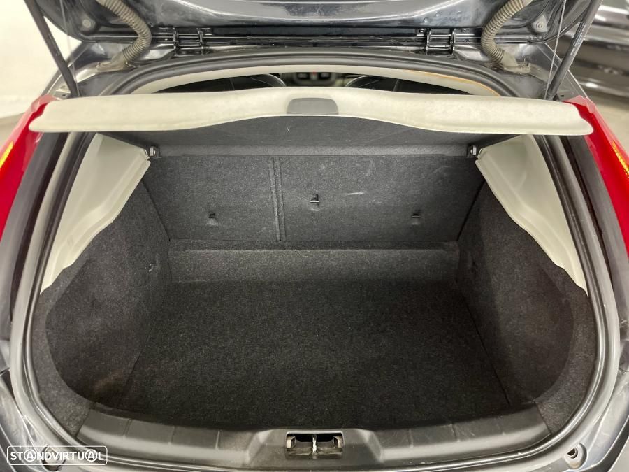 Volvo V40 1.6 D2 Kinetic Eco - 24