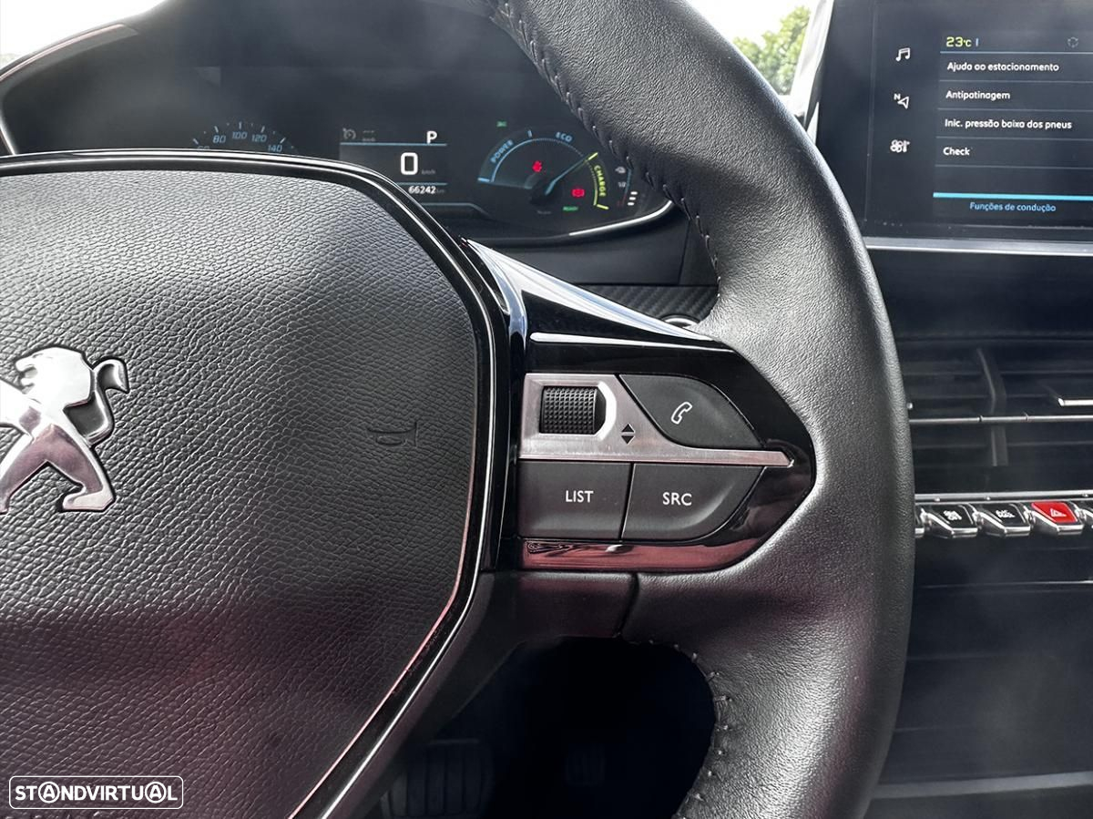 Peugeot e-2008 Active Pack - 37