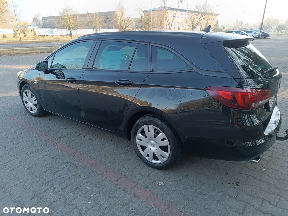 Opel Astra 1.6 BiTrb D (CDTI) Start/Stop Business - 2