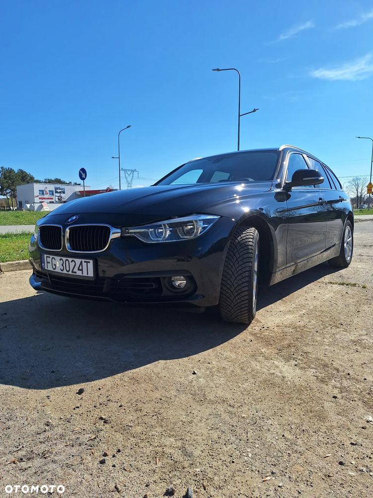 BMW Seria 3 318i - 2