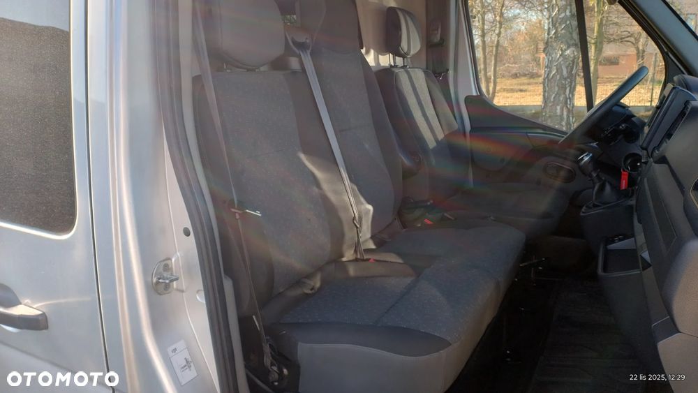 Opel movano - 21