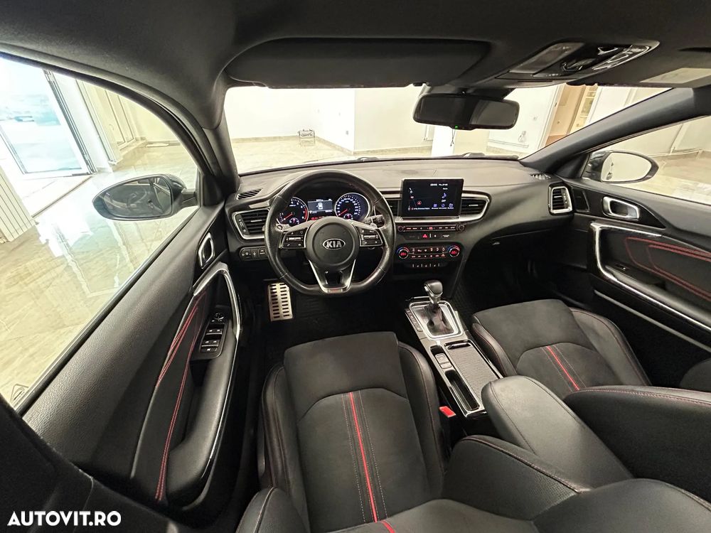Kia Ceed 1.6 T-GDI 7DCT GT - 7