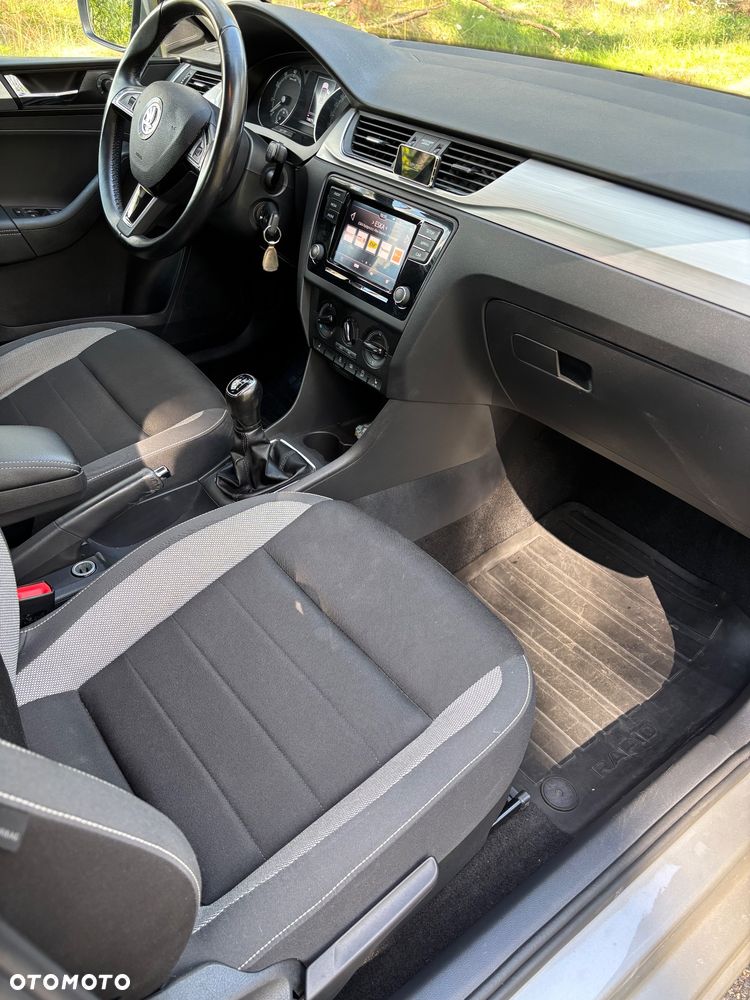 Skoda RAPID 1.0 TSI Ambition - 17
