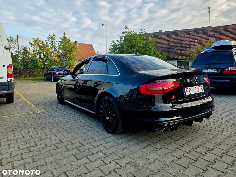 Audi S4 Limousine - 3