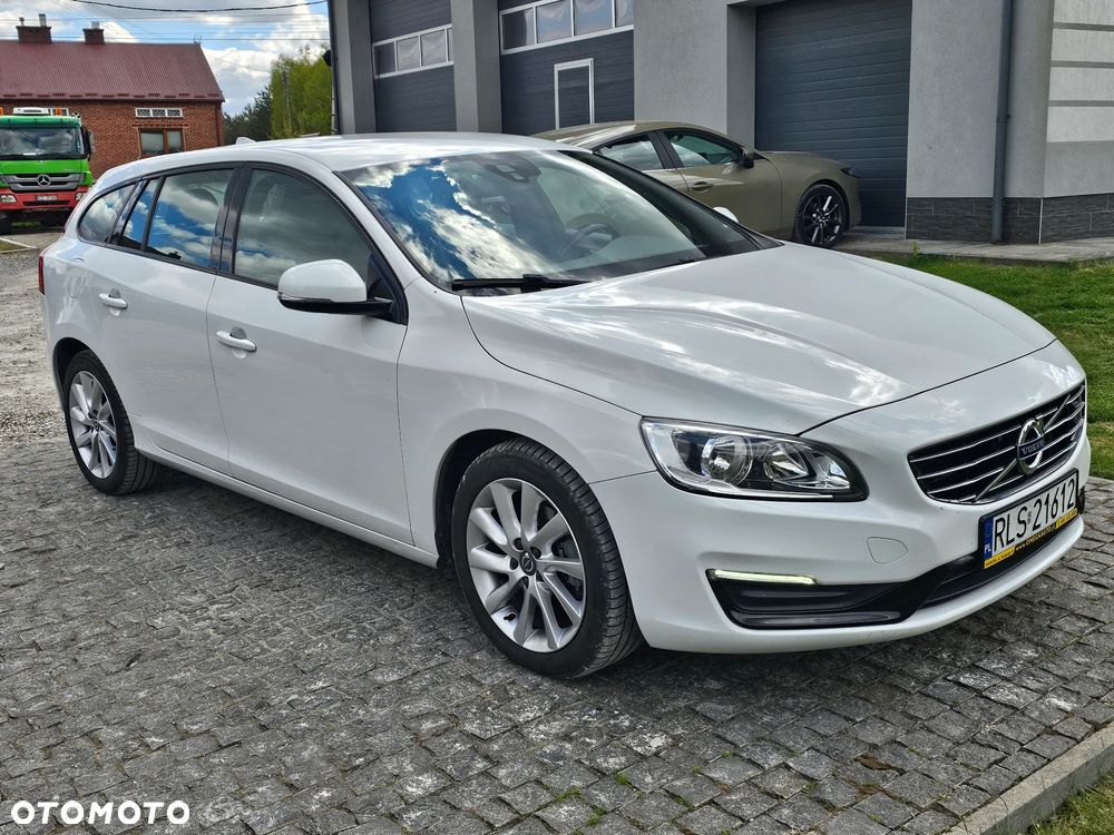 Volvo V60 - 2