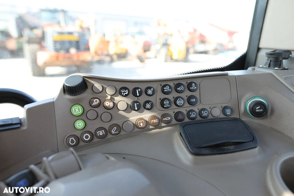 John Deere 6120 R - 22