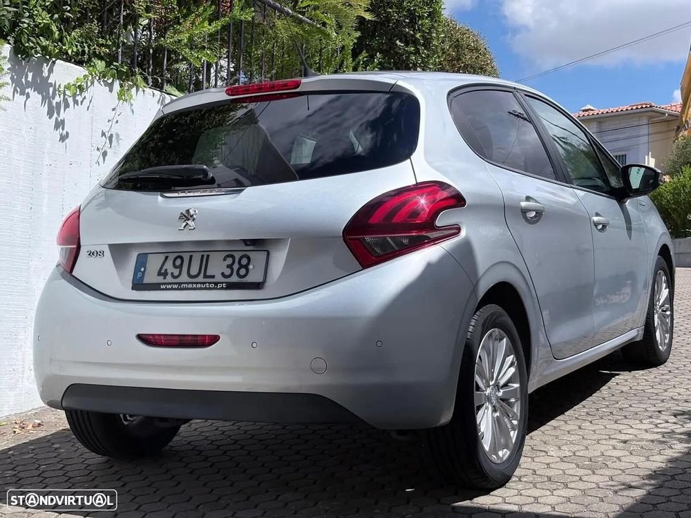 Peugeot 208 1.6 BlueHDi Style - 21