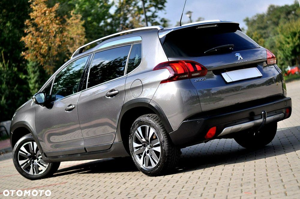 Peugeot 2008 1.2 Pure Tech GPF Allure S&S - 4