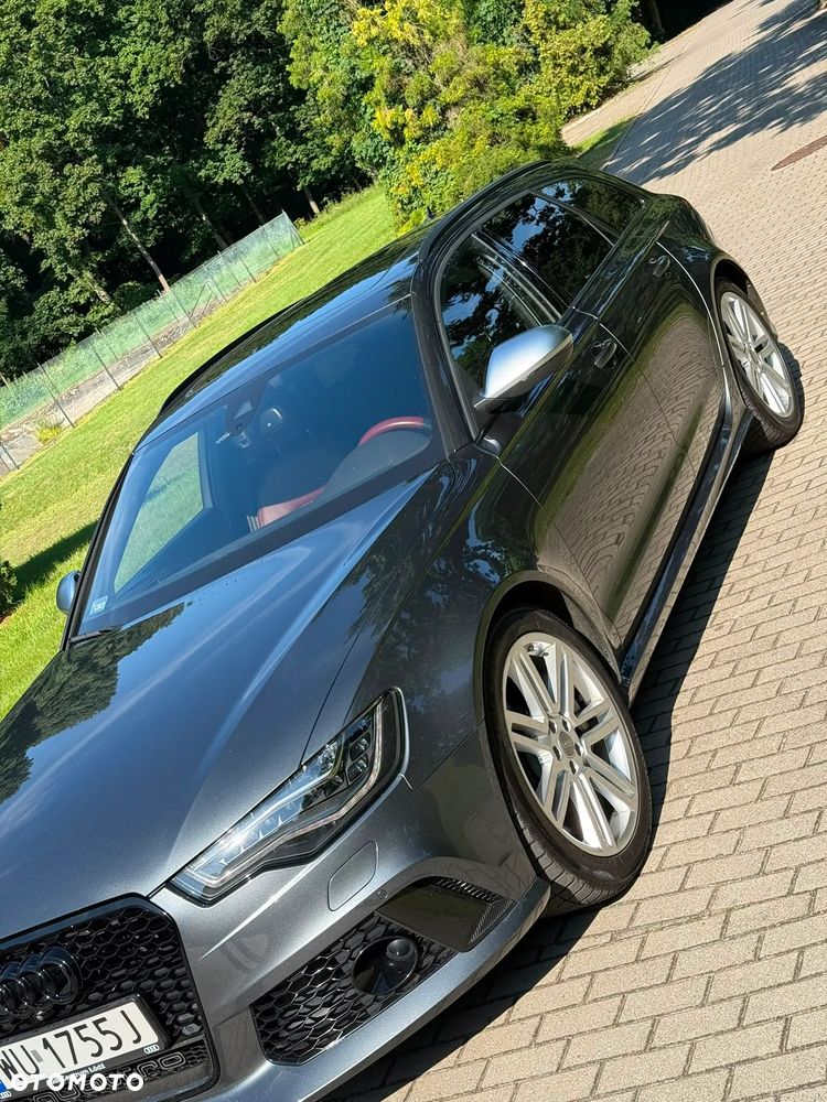 Audi RS6 Avant - 17